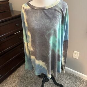 Easel Mint and Gray Knit Top